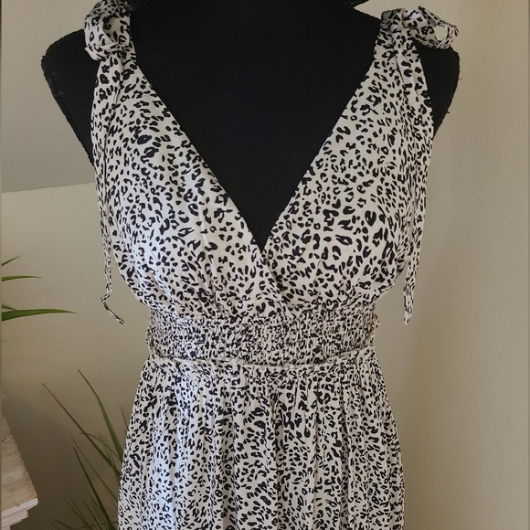 🖤 Women's Tiered Sleeveless Black/White Leopard Print Maxi Dress, Size Small - Picture 4 of 10